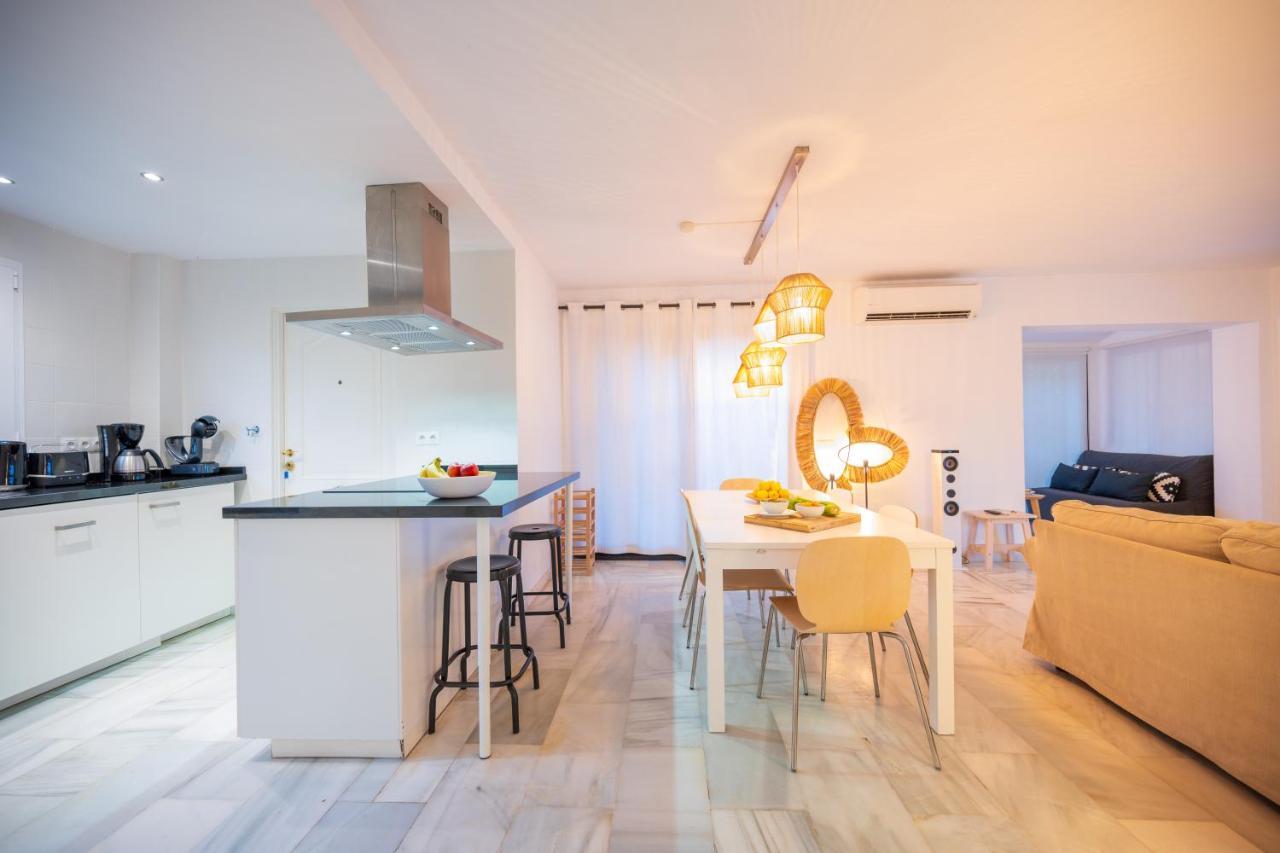 Typical Beach House Las Chapas Playa With Heated Pool Marbella Bagian luar foto